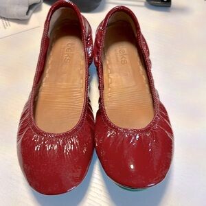 Tieks red patent leather flats - size 8. All wear pictured.